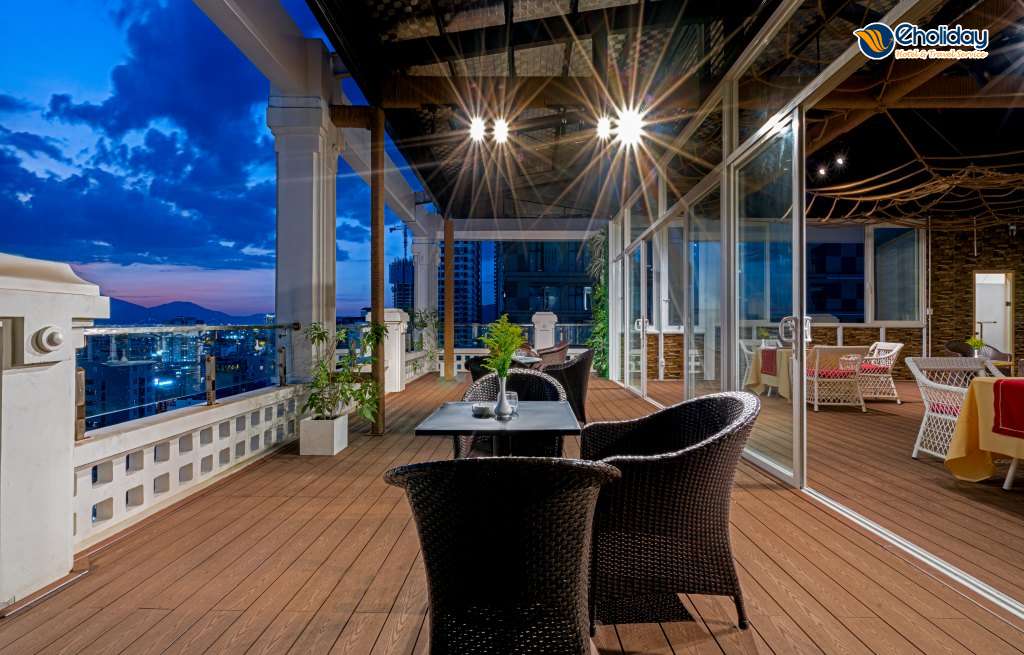 Blue Sun Đà Nẵng Beach Hotel 9