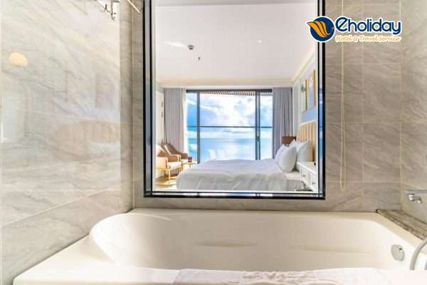 Khách Sạn Lavague Nha Trang Deluxe Gia đình 2