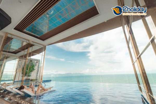 Khách Sạn Lavague Nha Trang Bể Bơi