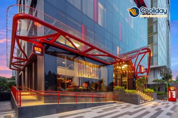 Khách Sạn Radisson Red Đà Nẵng Mặt Trước