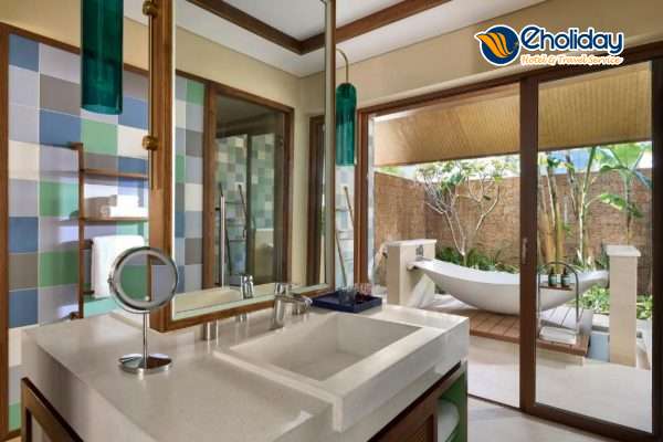 Voco Quảng Bình Resort Phòng King Suite Bathroom