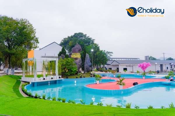 Yasumi Onsen Resort Hòa Bình Bể Bơi