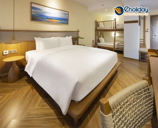 Iconic Hotel Long Hải Phòng Family