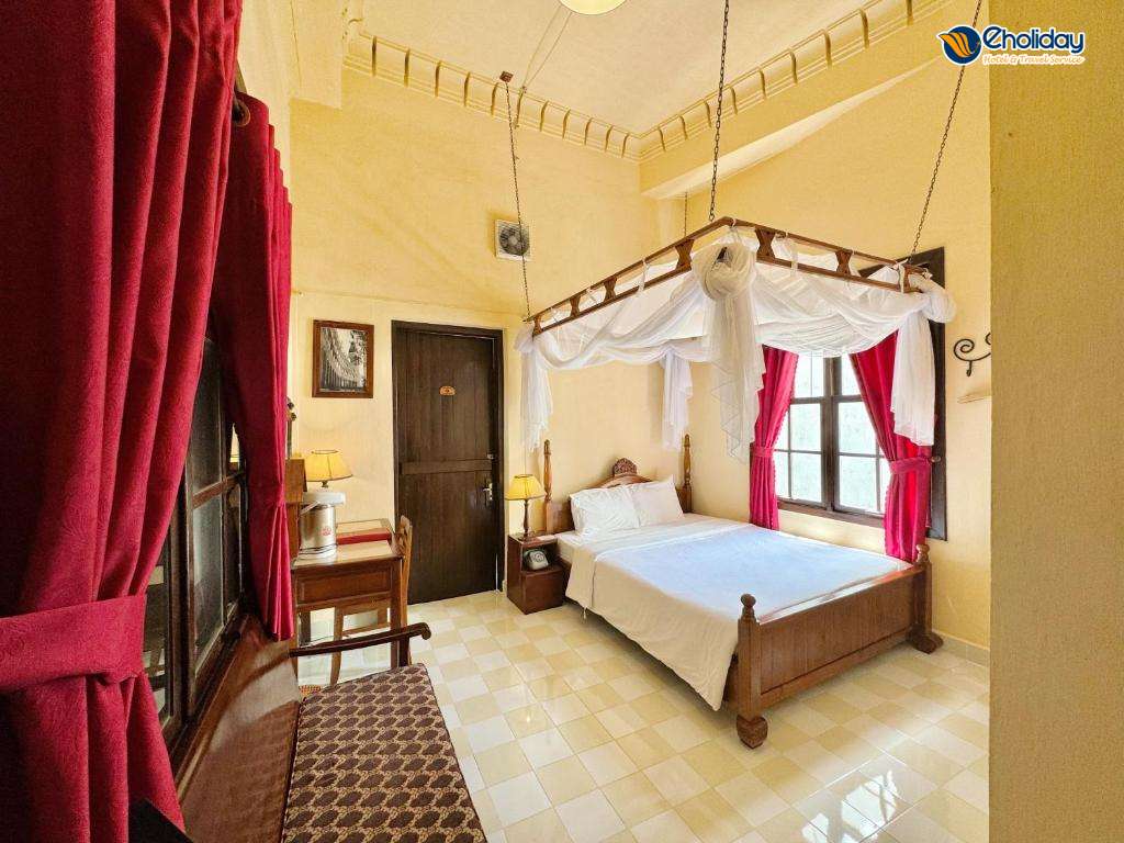 Khách Sạn Saphir Đà Lạt 1