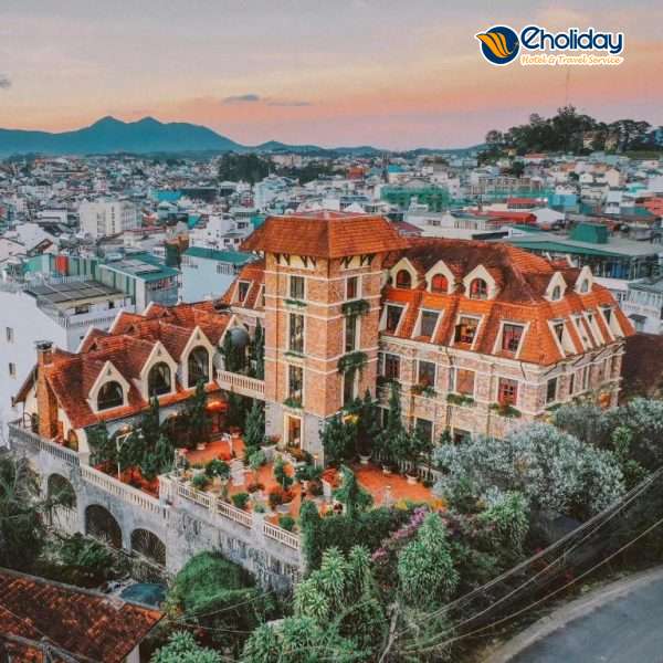 Khách Sạn Saphir Đà Lạt