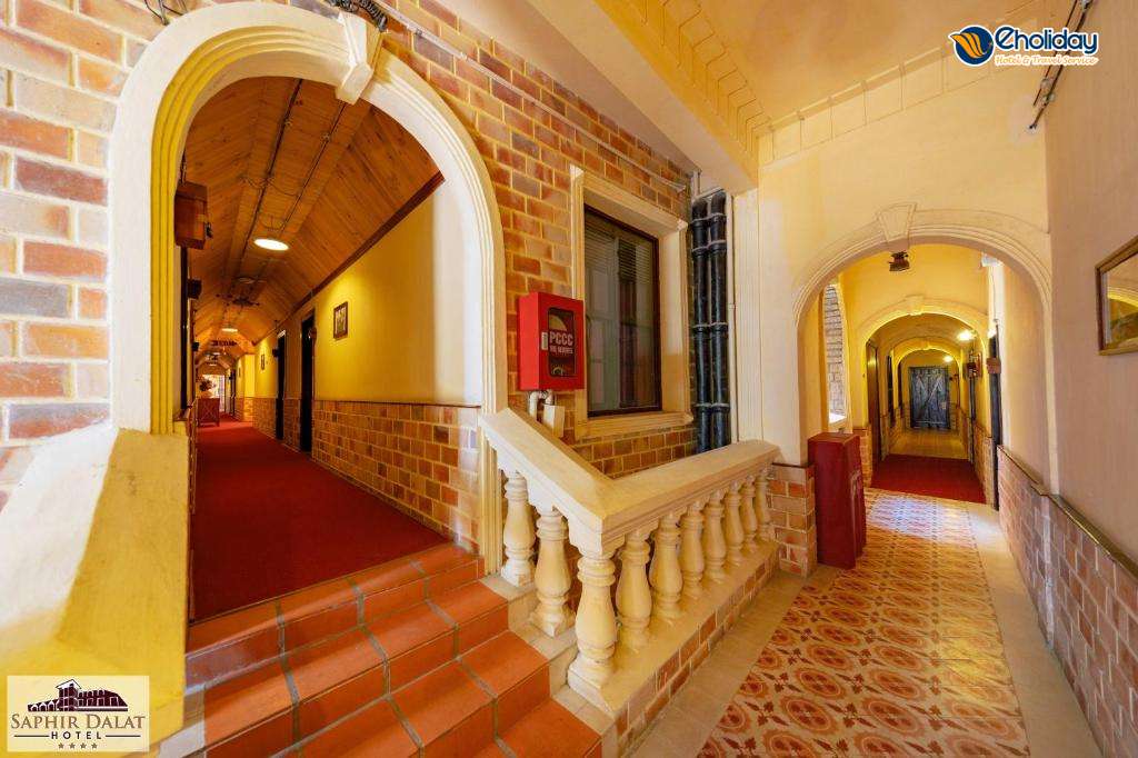 Khách Sạn Saphir Đà Lạt 7