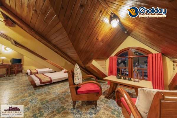 Khách Sạn Saphir Đà Lạt Phòng áp Mái