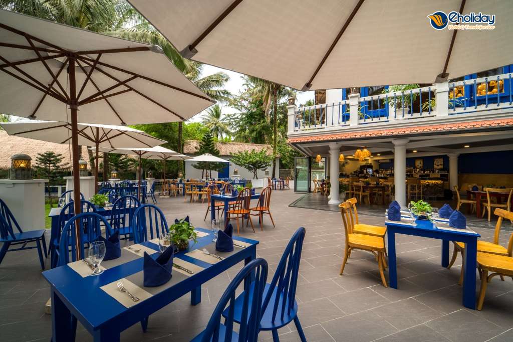 L'azure Resort & Spa 15