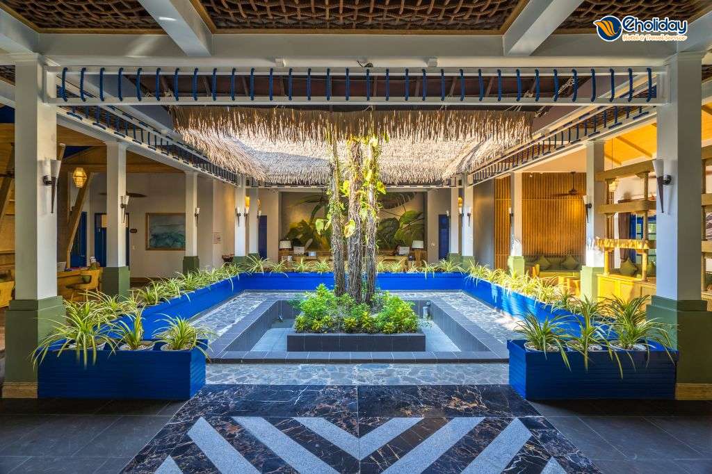 L'azure Resort & Spa 16