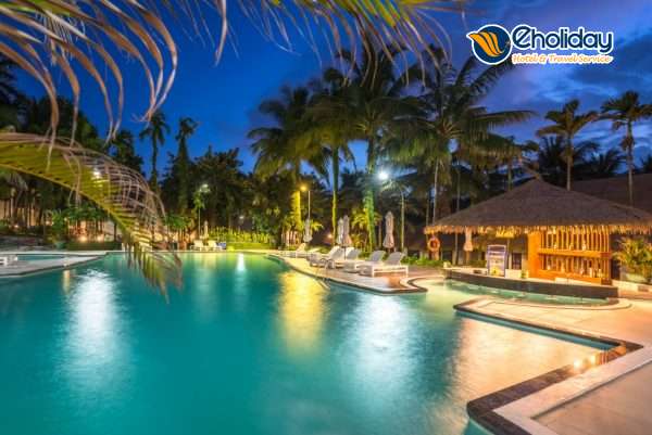 L'azure Resort & Spa 17