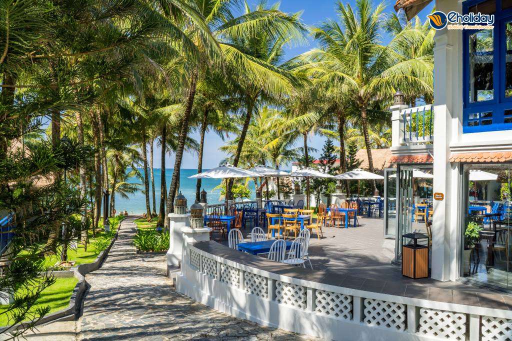 L'azure Resort & Spa 6