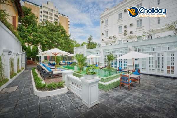 Manoir Des Arts Hotel 12