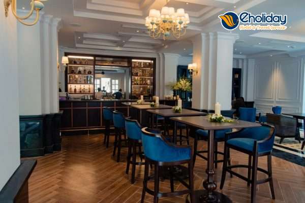 Manoir Des Arts Hotel 8