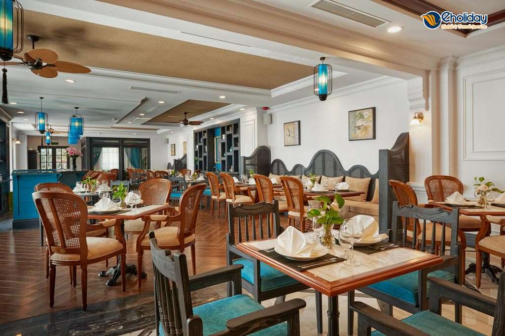 Manoir Des Arts Hotel 9