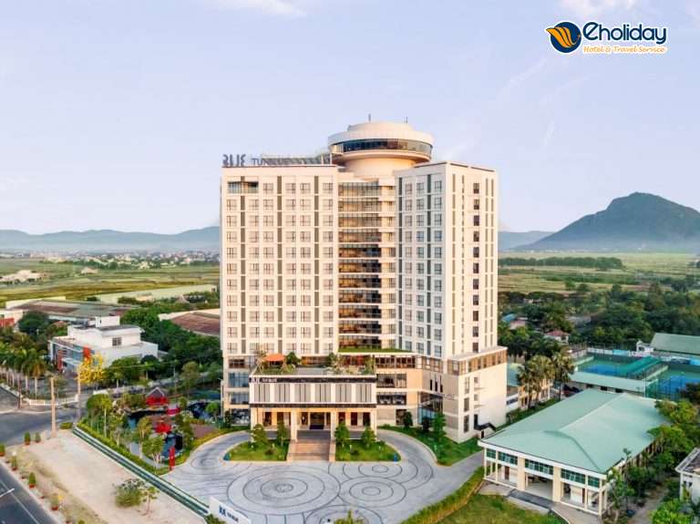 Khách sạn TUI BLUE Tuy Hòa