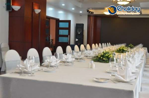 The Tray Hotel 1