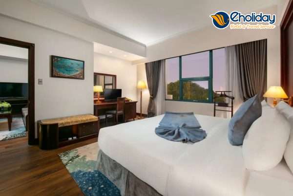 The Tray Hotel Phòng Nam Cuong Suite