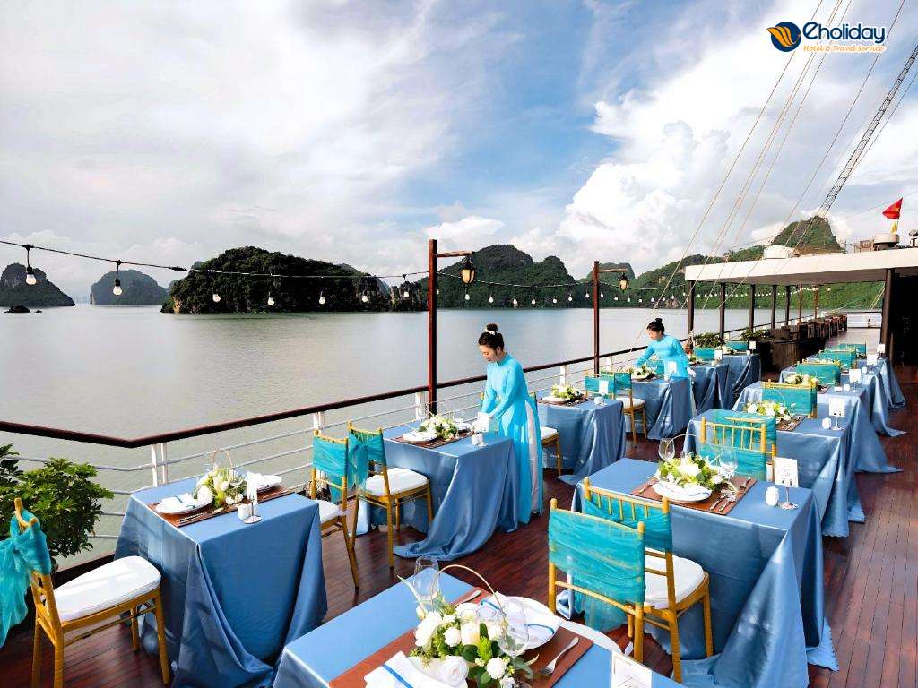 Du Thuyền Amanda Luxury Lan Hạ Sundeck