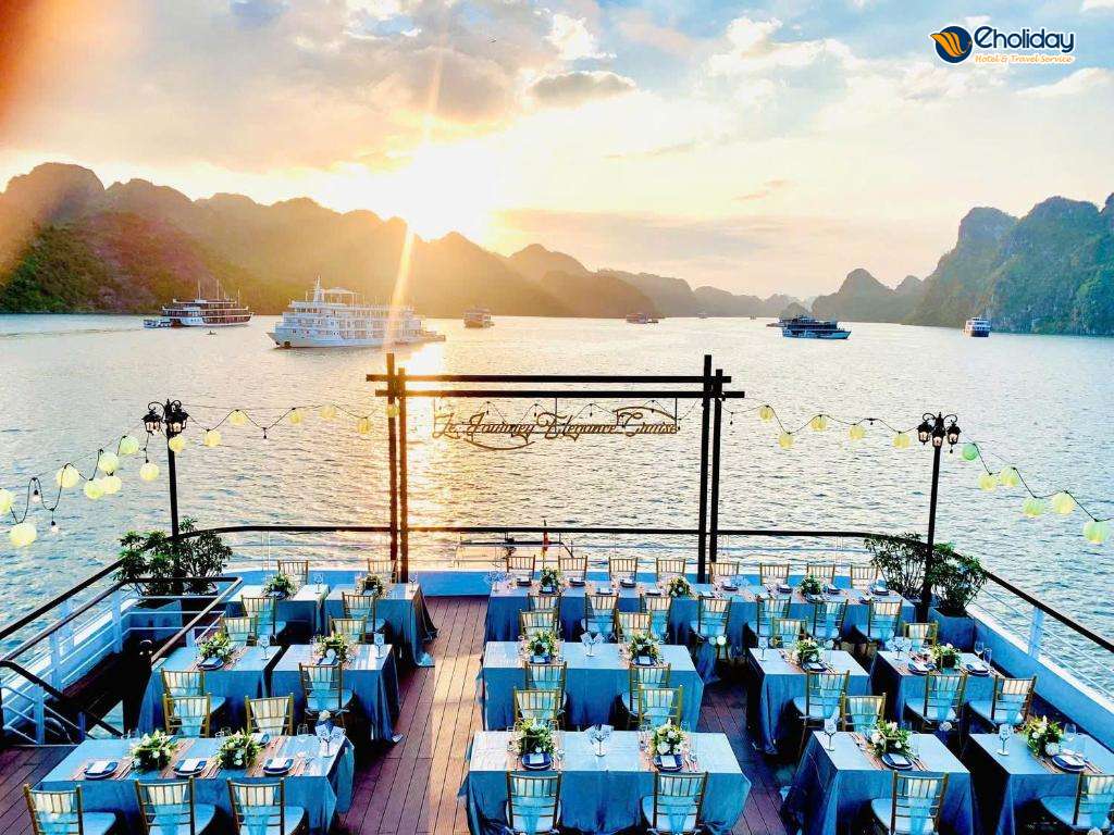 Du Thuyền Le Journey Elegance Lan Hạ 3
