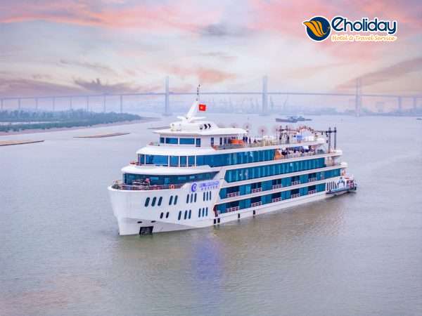 Du Thuyền Luna Hạ Long 1