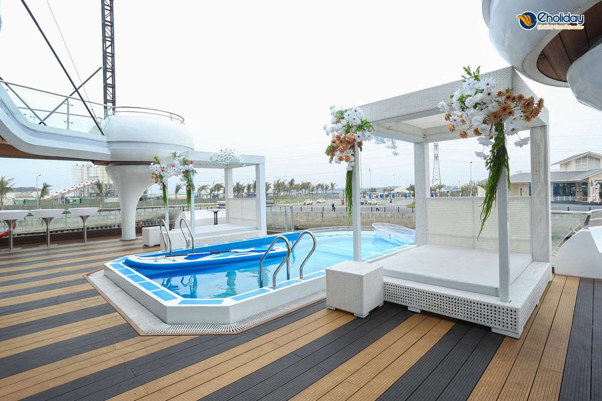 Du Thuyền Luna Hạ Long 7