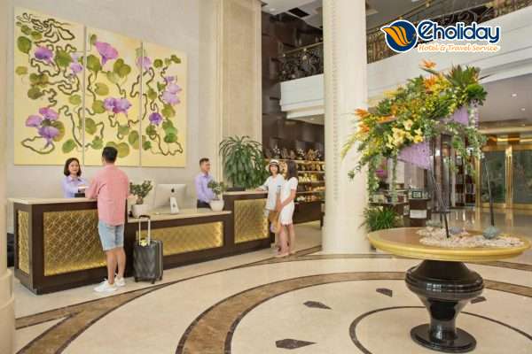 Khách Sạn Holiday Beach Đà Nẵng Lễ Tân
