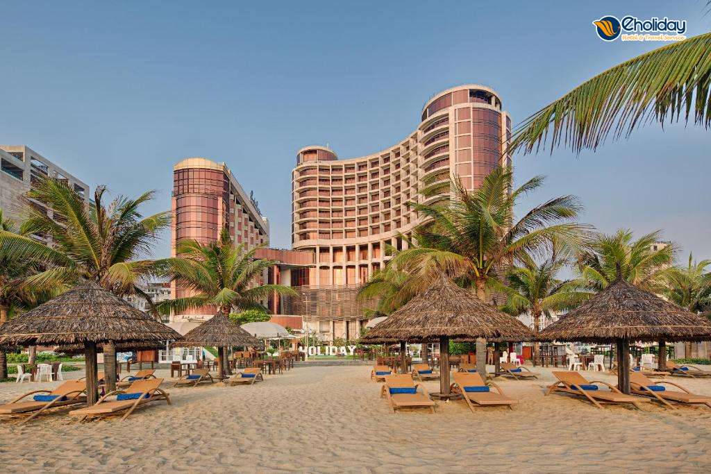 Khách Sạn Holiday Beach Đà Nẵng