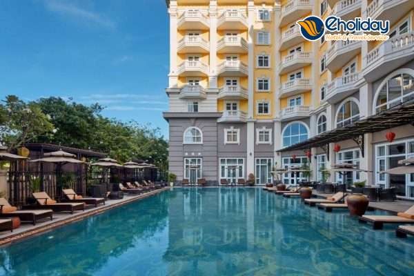 Khách Sạn Royal Hội An Bể Bơi 2