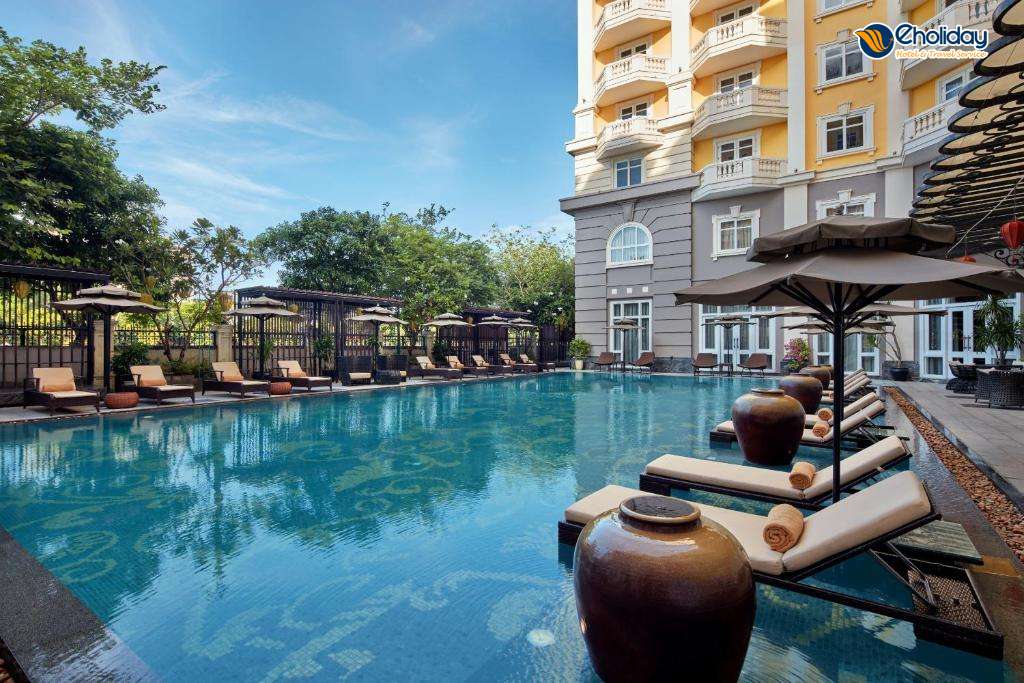 Khách Sạn Royal Hội An Pool 2