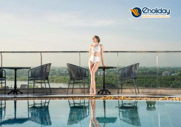 Khách Sạn Royal Hội An Pool Check In