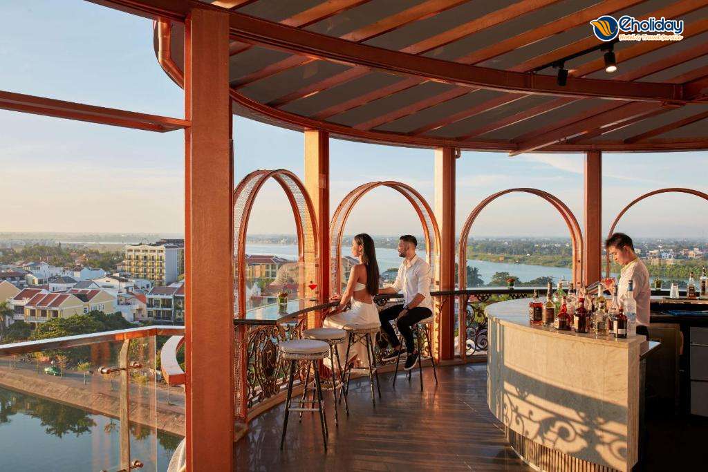 Khách Sạn Royal Hội An Rooftop Bar