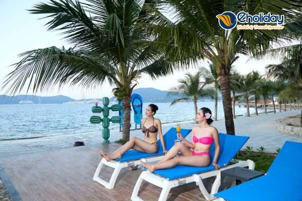 Paradise Resort Nha Trang Pool Check In