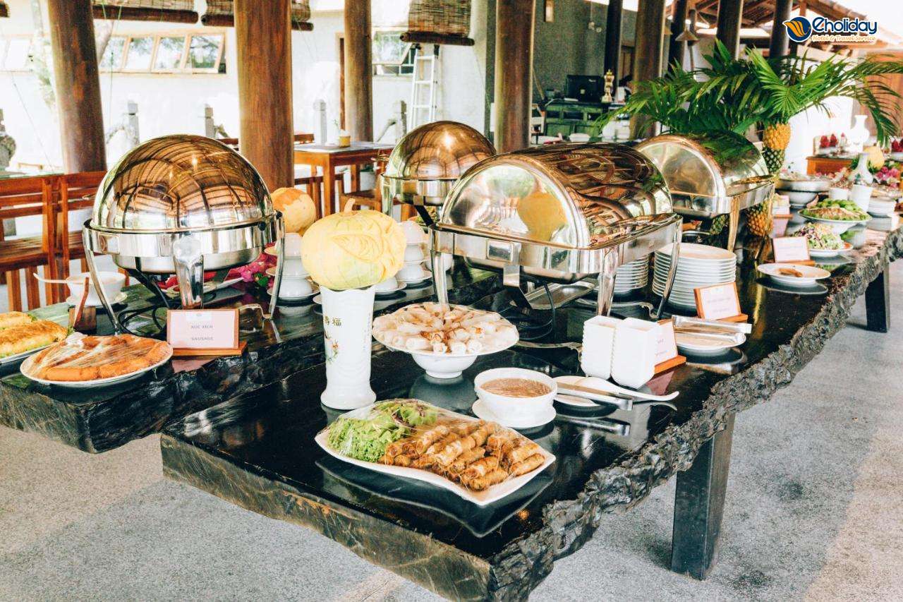 Quỳnh Viên Resort Cửa Sót Hà TĨnh Buffet