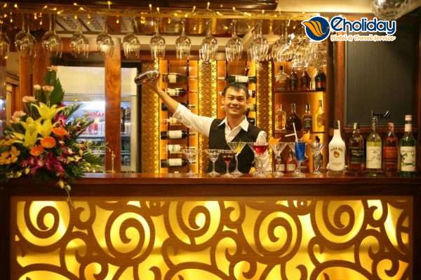 Du Thuyền Oriental Sails 2