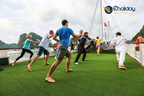 Du Thuyền Oriental Sails 6