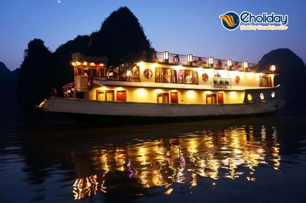 Du Thuyền Oriental Sails 9