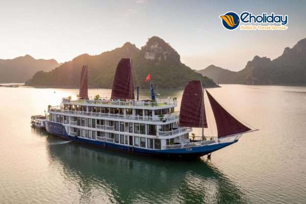 Du Thuyền Verdure Lotus Luxury Lan Hạ