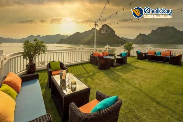 Du Thuyền Verdure Lotus Luxury Lan Hạ Sundeck