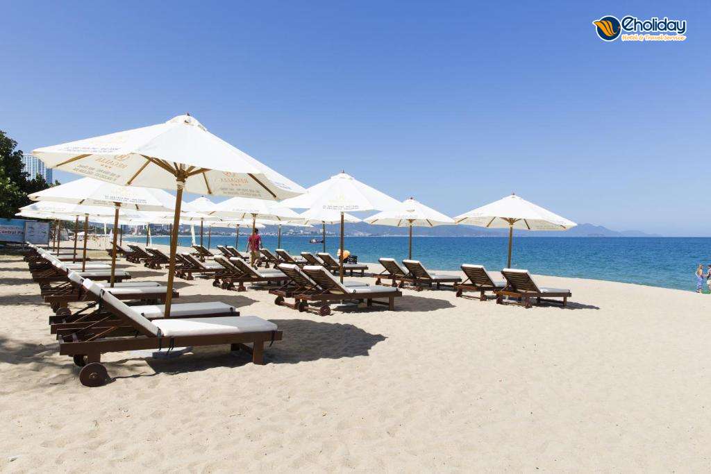 Khách Sạn Regalia Nha Trang Bãi Biển
