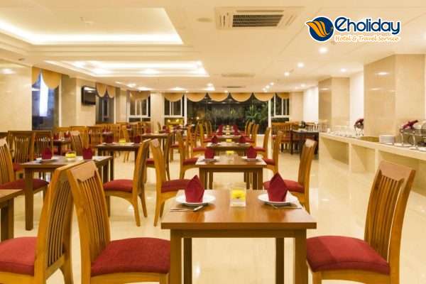 Khách Sạn Regalia Nha Trang Nhà Hàng