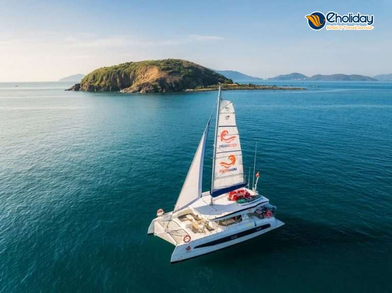 Tour Du Thuyền Nemo Yacht Nha Trang 2