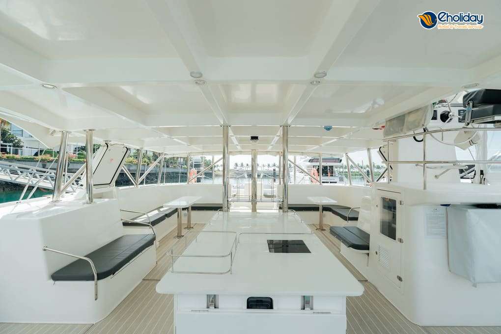 Tour Du Thuyền Nemo Yacht Nha Trang 8