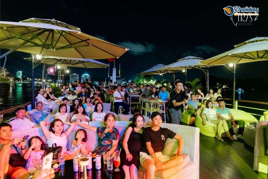 Tour ăn Tối Du Thuyền Iris Cruise 4