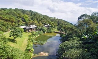 Khách sạn Quanh Hà Nội