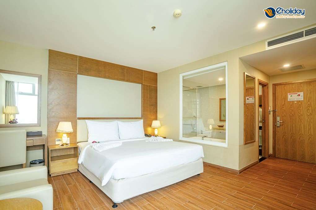 Khách Sạn Glamour Nha Trang Phòng Deluxe Ocean View 2