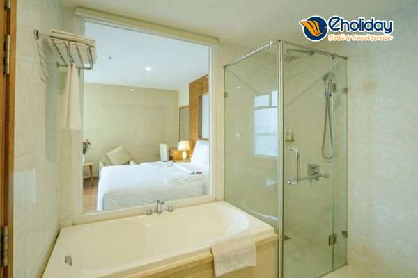 Khách Sạn Glamour Nha Trang Phòng Deluxe Ocean View 3