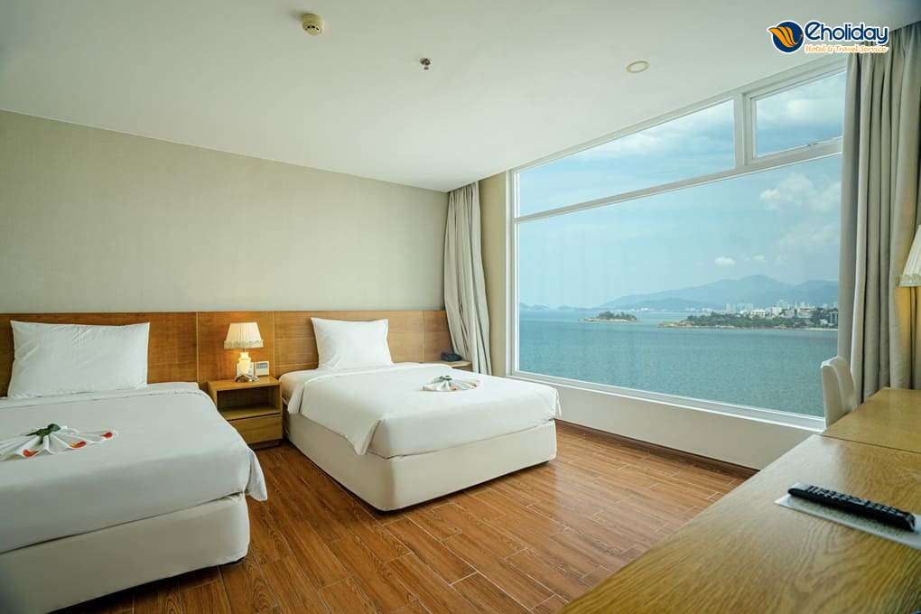 Khách Sạn Glamour Nha Trang Phòng Deluxe Ocean View 4