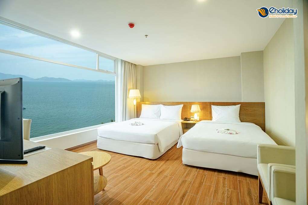 Khách Sạn Glamour Nha Trang Phòng Deluxe Ocean View Triple