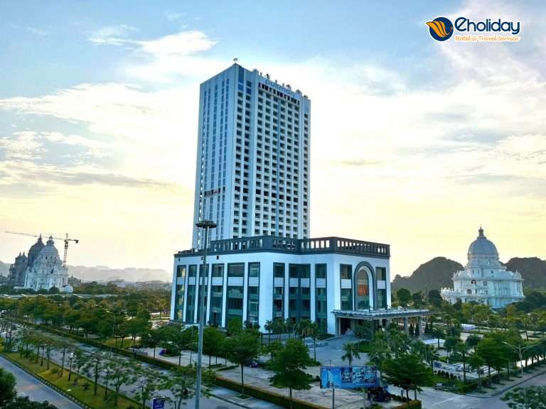 Khách sạn Pullman Ninh Bình
