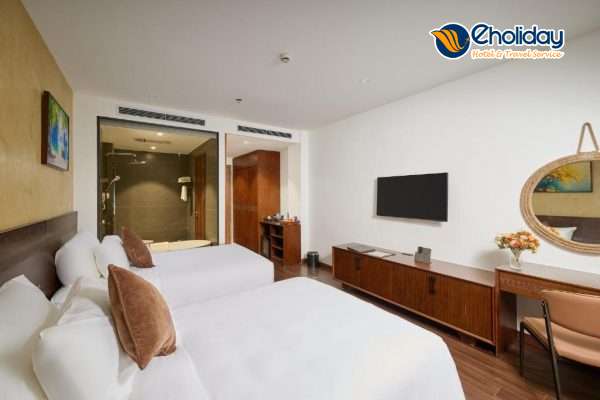Khách Sạn Elegance Ninh Bình Phòng Deluxe Hướng Phố 2